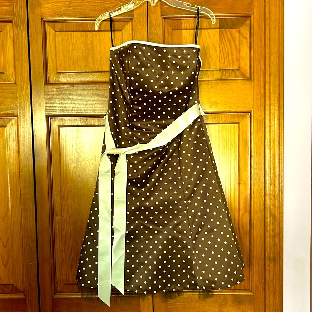 Brown with pink polka dot strapless dress size 7/8